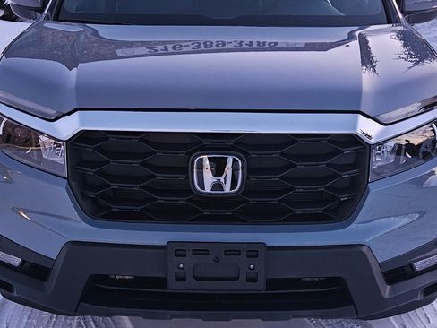 Used 2023 Honda Passport EX-L image 4