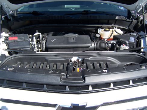 Used 2021 Chevrolet Silverado 1500 RST image 9