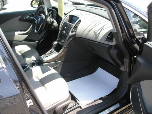 Used 2014 Buick Verano Leather Sedan 4D FWD image 6