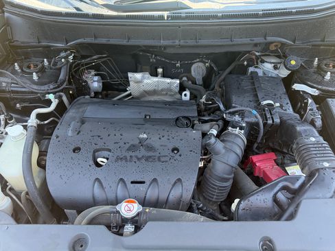 Used 2014 Mitsubishi Outlander Sport FWD ES image 45