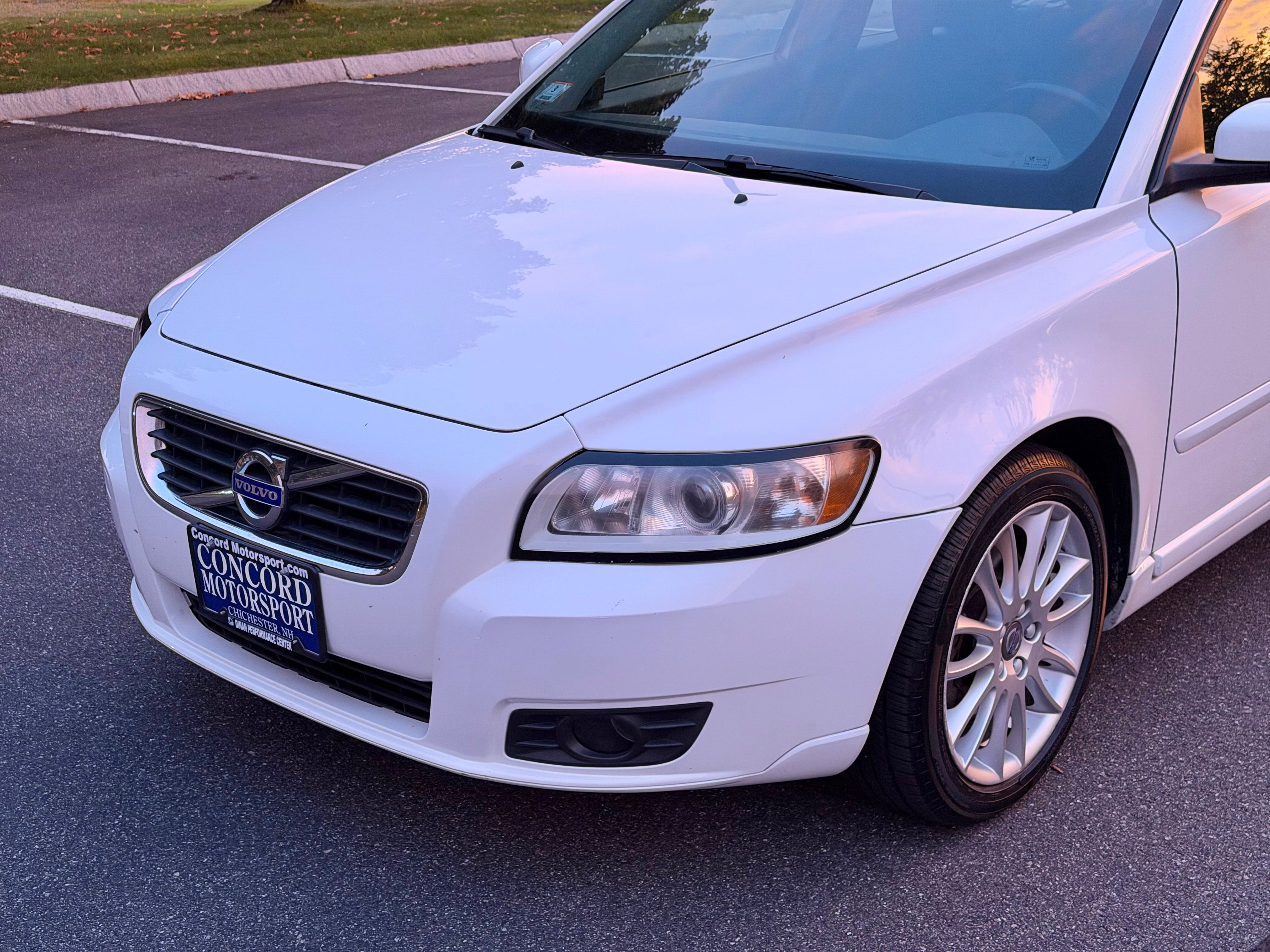 Used 2011 Volvo V50 T5 FWD image 20