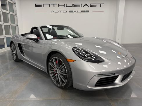Used 2025 Porsche 718 Boxster S image 1