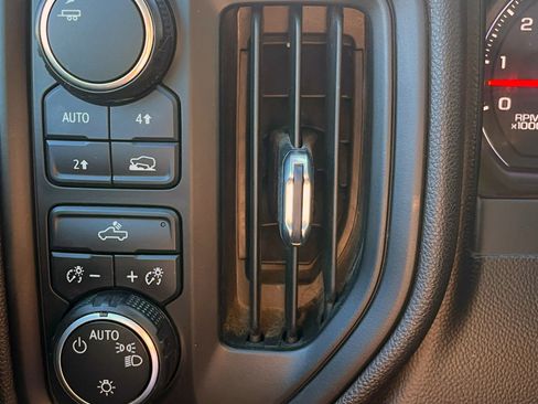 Used 2021 Chevrolet Silverado 1500 W/T image 15