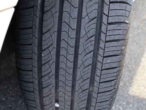 Used 2020 Volkswagen Passat 2.0T SE image 32