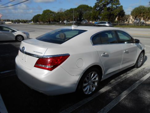 Used 2015 Buick LaCrosse Leather FWD image 5