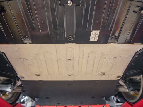 Used 2018 Porsche 911 GT2 RS image 91