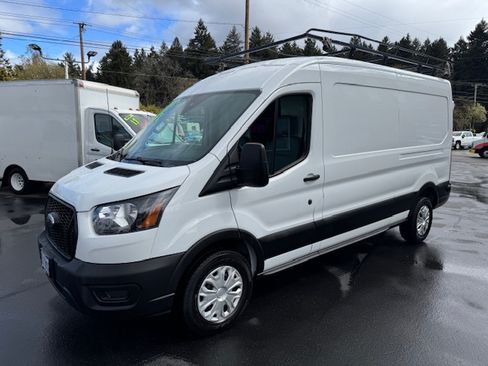 Used 2021 Ford Transit 250 image 5