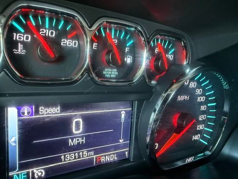 Used 2018 Chevrolet Silverado 2500 4x4 Crew Cab LT image 11
