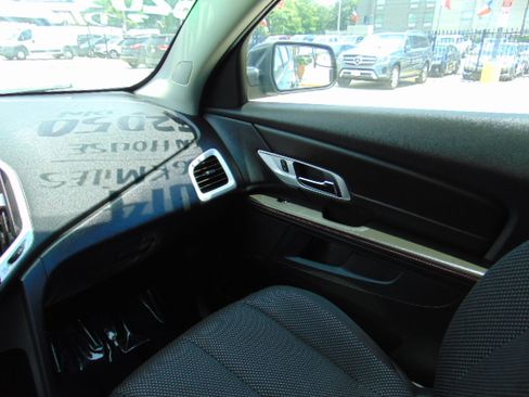 Used 2014 GMC Terrain SLE image 19