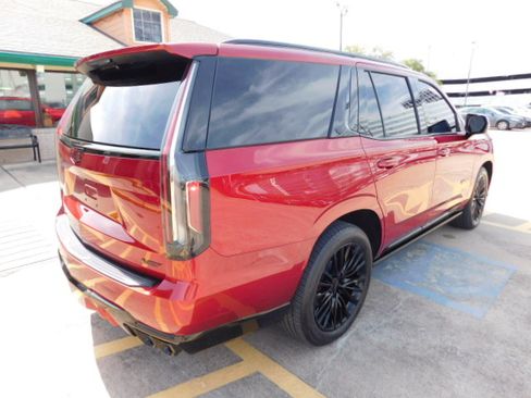 Used 2023 Cadillac Escalade V image 10