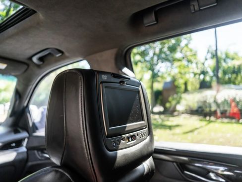 Used 2016 Cadillac Escalade Platinum image 51