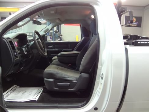 Used 2012 RAM 2500 4x4 Regular Cab ST image 12