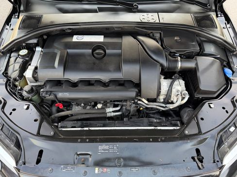 Used 2015 Volvo XC70 T6 Platinum image 29