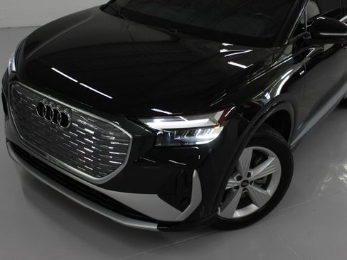 Used 2024 Audi Q4 e-tron quattro Premium Plus w/ S Line AWD/4WD image 4