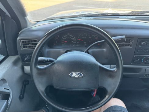 Used 2003 Ford F350 XL image 19