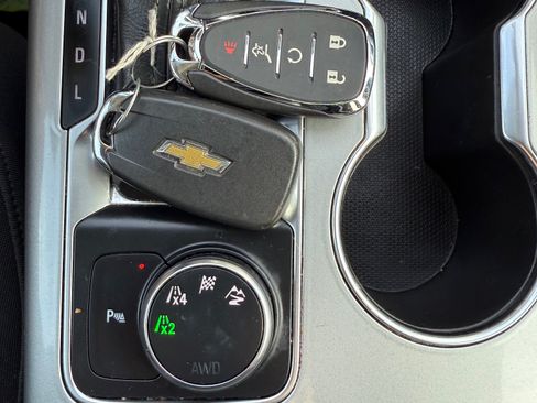 Used 2020 Chevrolet Blazer LT image 17