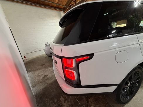 Used 2019 Land Rover Range Rover HSE image 9