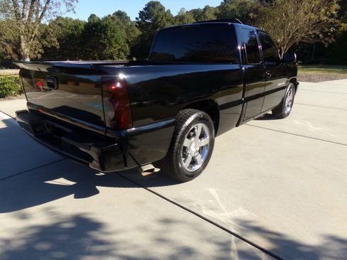 Used 2006 Chevrolet Silverado 1500 SS image 5