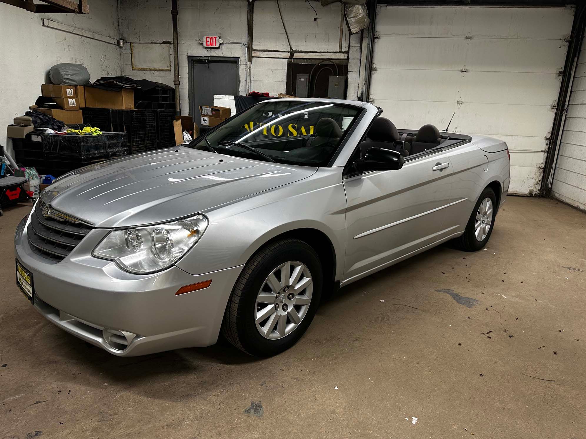 Used 2009 Chrysler Sebring LX FWD image 31