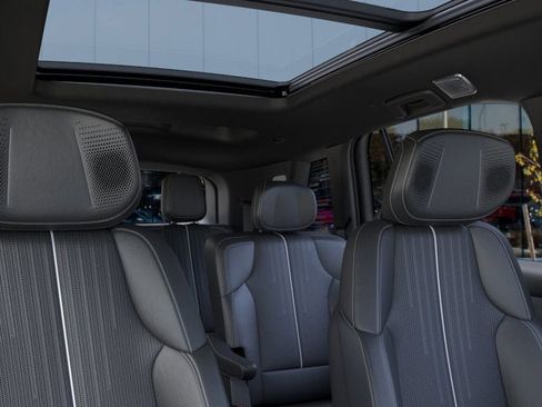 New 2026 Cadillac Vistiq Luxury image 24