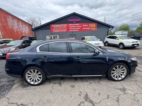 Used 2009 Lincoln MKS AWD image 4