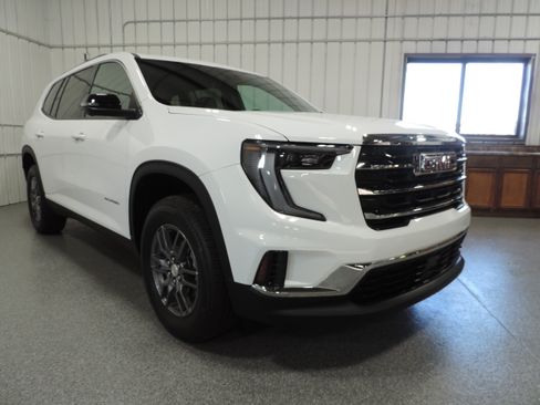 Used 2025 GMC Acadia Elevation image 7