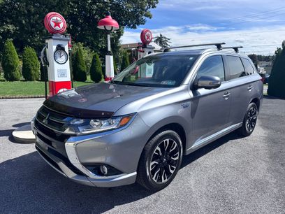 Used 2018 Mitsubishi Outlander 4WD Plug-In Hybrid