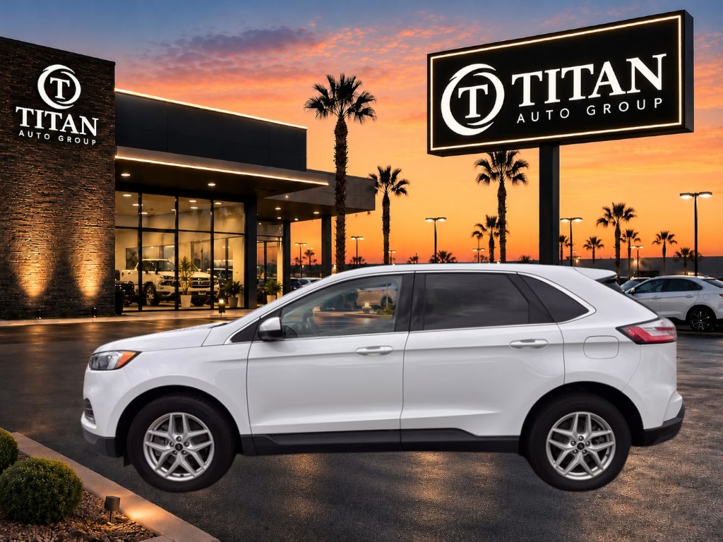 Used 2024 Ford Edge AWD image 4
