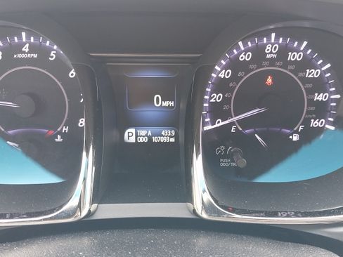 Used 2013 Toyota Avalon Limited image 12