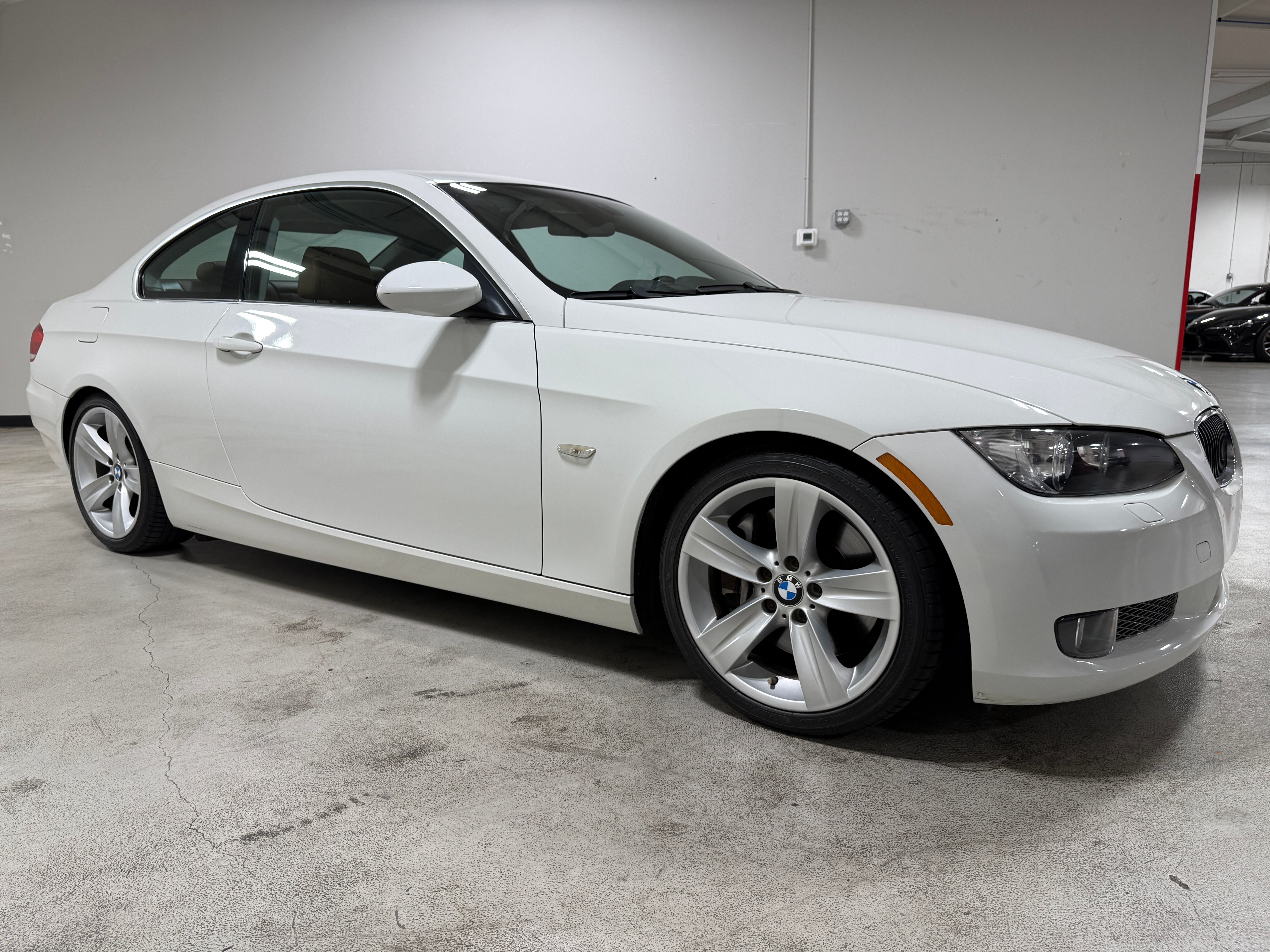 Used 2008 BMW 335i Coupe RWD image 2