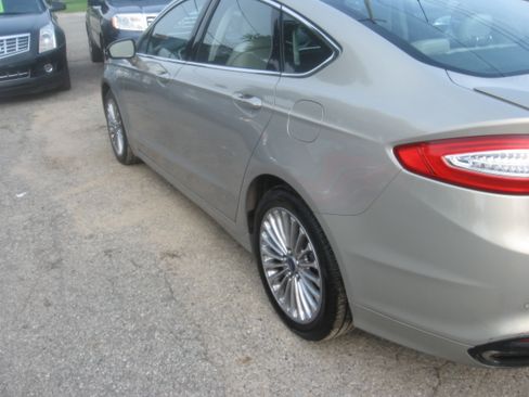 Used 2015 Ford Fusion Titanium AWD image 6