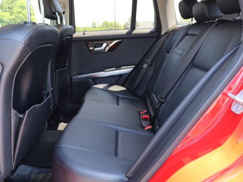 Used 2013 Mercedes-Benz GLK 350 4MATIC image 13
