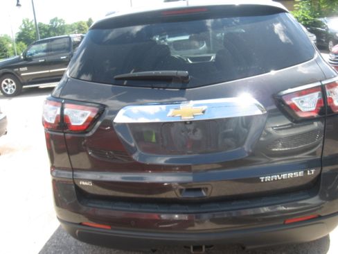 Used 2016 Chevrolet Traverse AWD LT w/ 1LT image 5