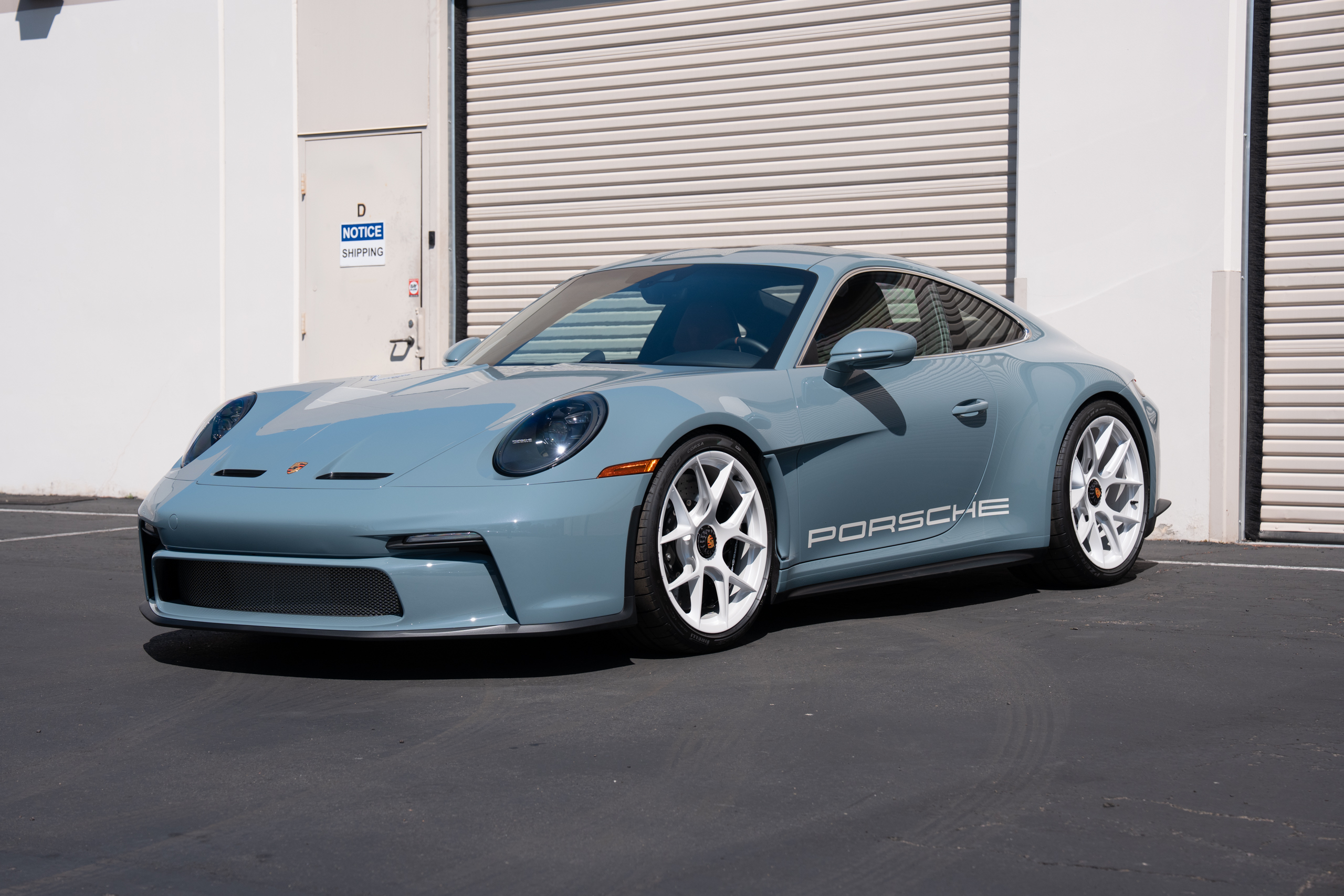 Used 2024 Porsche 911 S/T RWD image 11