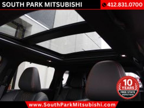 Used 2024 Mitsubishi Outlander SEL image 9