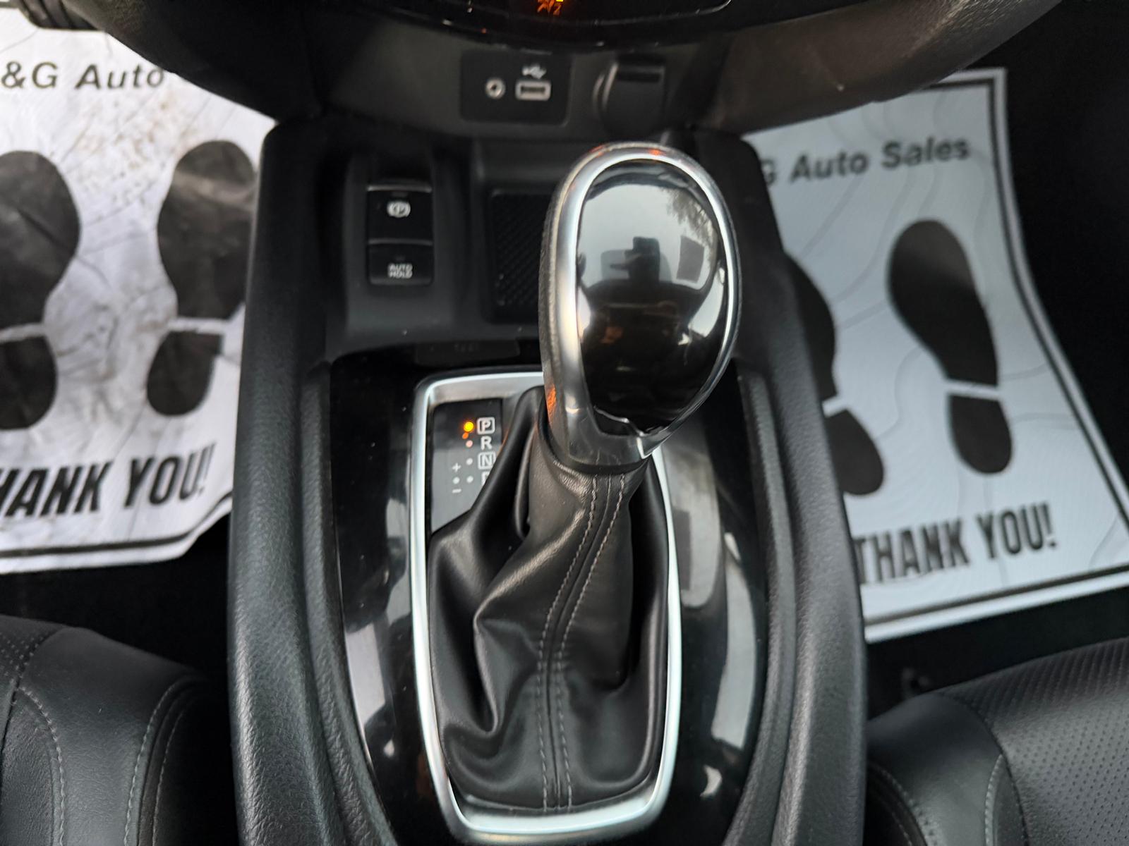Used 2022 Nissan Rogue Sport AWD SL image 9