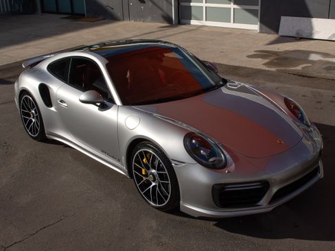 Used 2018 Porsche 911 Turbo S image 7