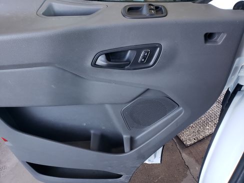 Used 2023 Ford Transit 250 image 15