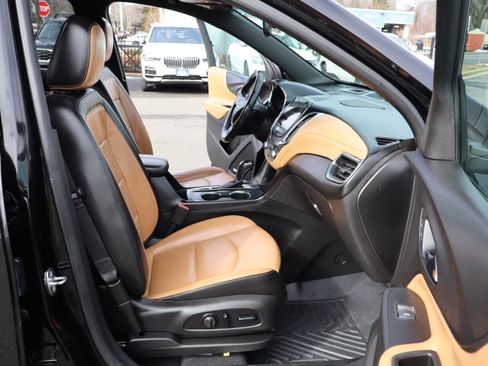 Used 2019 Chevrolet Equinox Premier image 16