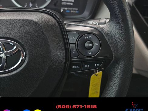 Used 2022 Toyota Corolla LE image 16