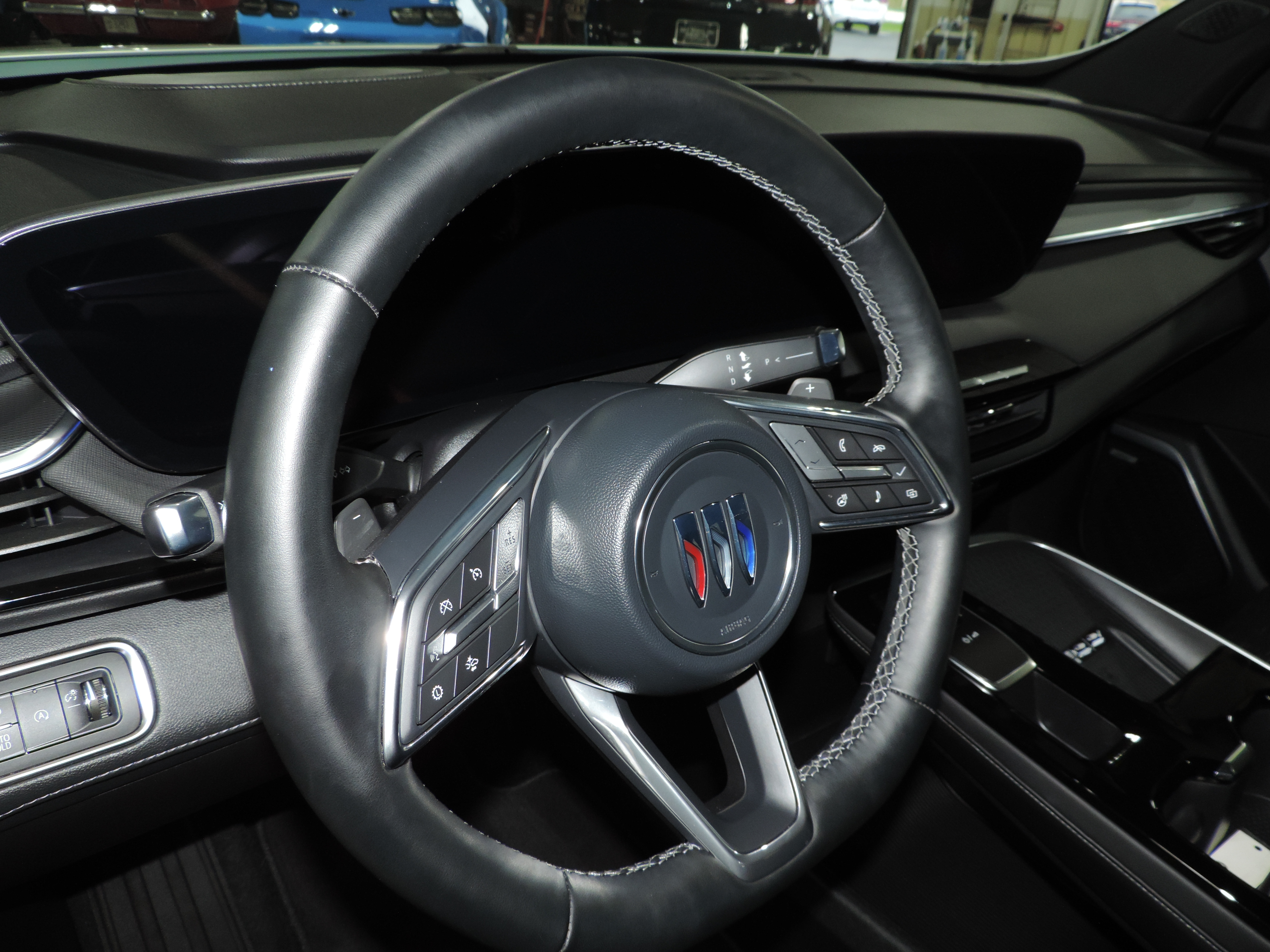 Used 2026 Buick Enclave AWD Sport Touring image 41