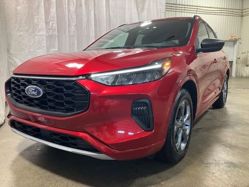 Used 2024 Ford Escape ST-Line image 5