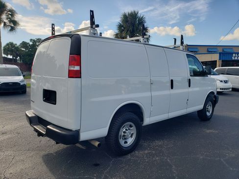 Used 2020 Chevrolet Express 2500 image 7