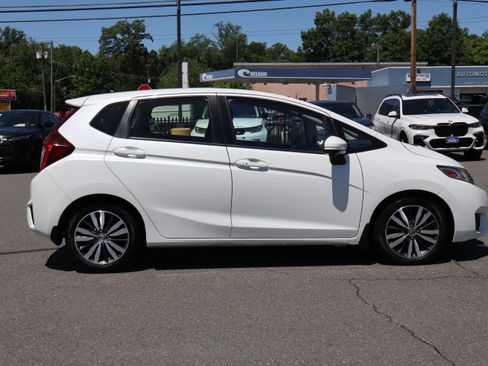 Used 2017 Honda Fit EX image 9