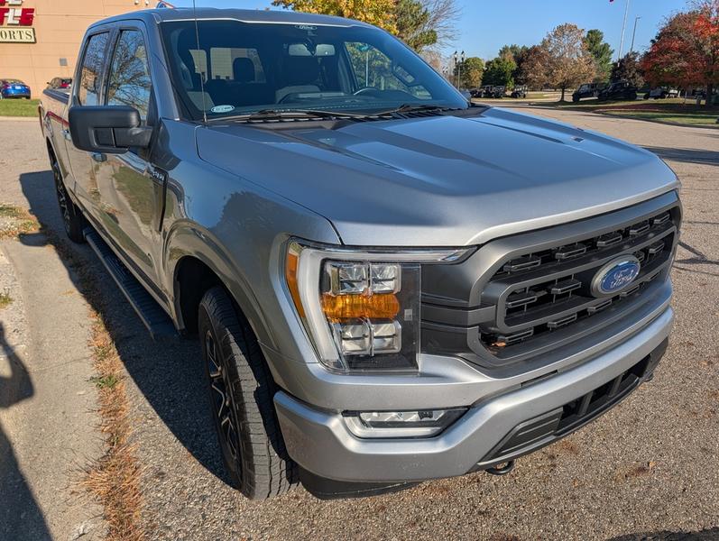 Used 2021 Ford F150 XLT AWD/4WD image 2