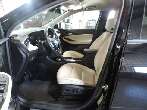 Used 2024 Buick Encore GX Avenir image 30