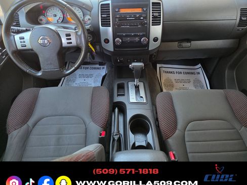 Used 2011 Nissan Frontier 4x4 Crew Cab PRO-4X image 9