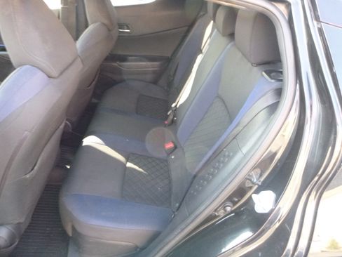 Used 2021 Toyota C-HR XLE image 14