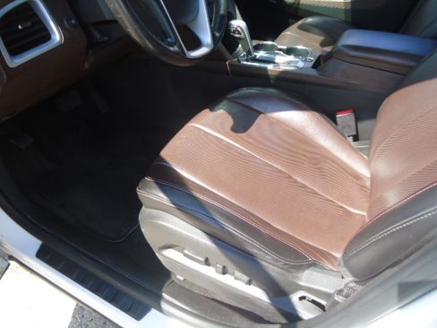 Used 2012 Chevrolet Equinox FWD LT w/ 2LT image 13