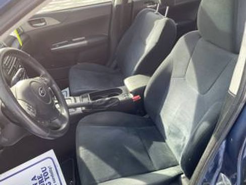 Used 2011 Subaru Impreza 2.5i Premium image 9